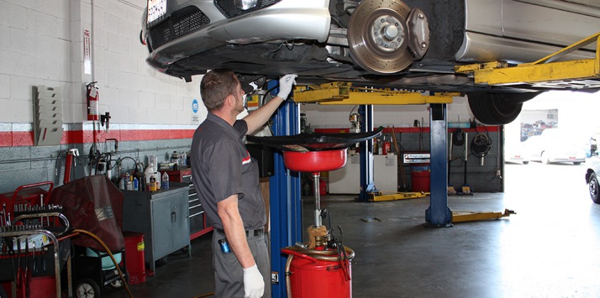 Oil Change Covina, CA | TL Motors